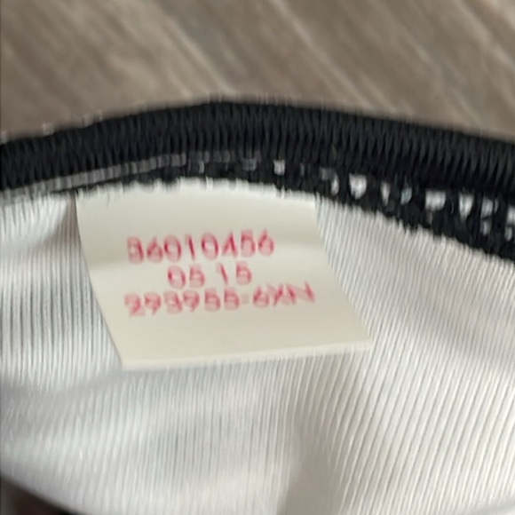 NWOT Victoria’s Secret The Bow Bikini Side Tie Bottom and Strappy Bandeau Top M - Picture 5 of 16